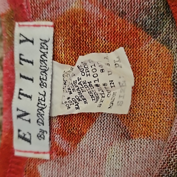 Romantic Rose Print Top - Picture 3 of 3